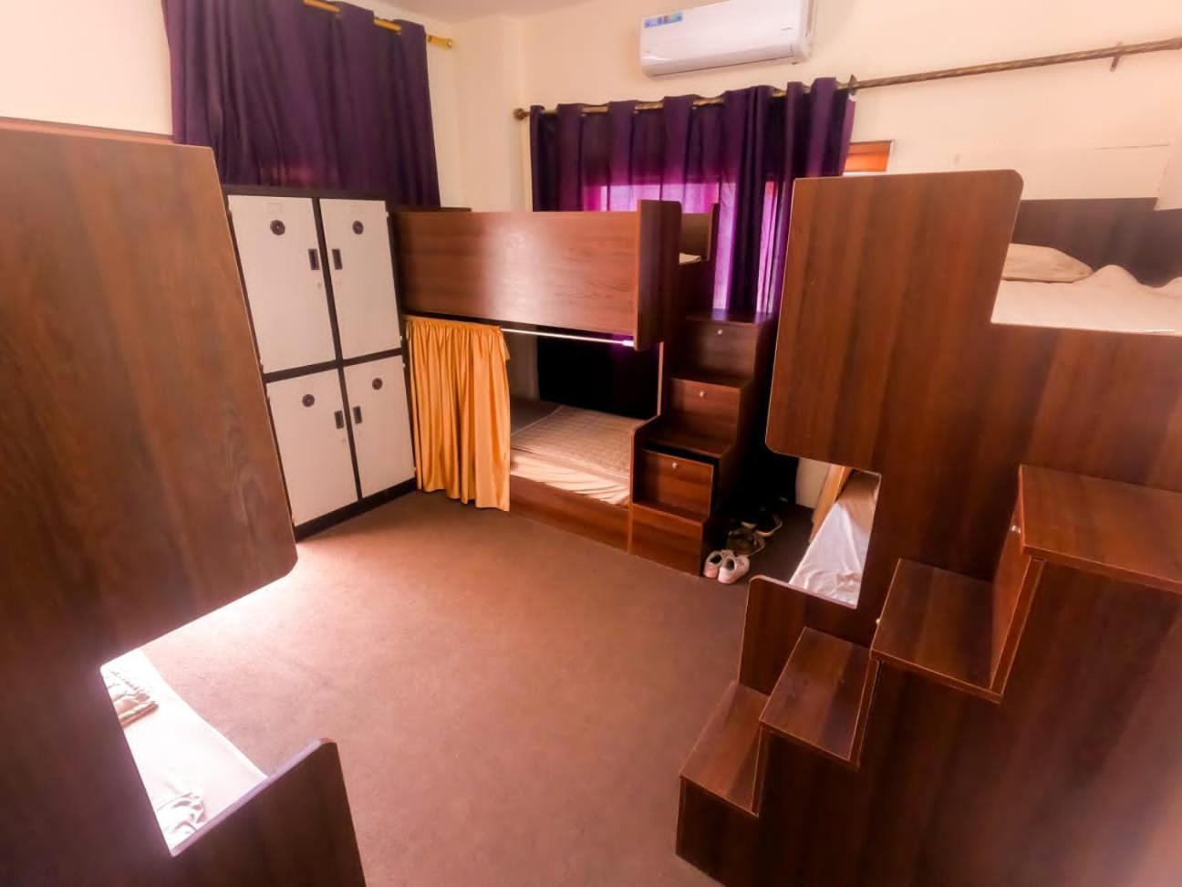 Pizza Street Hostel Akaba Szoba fotó