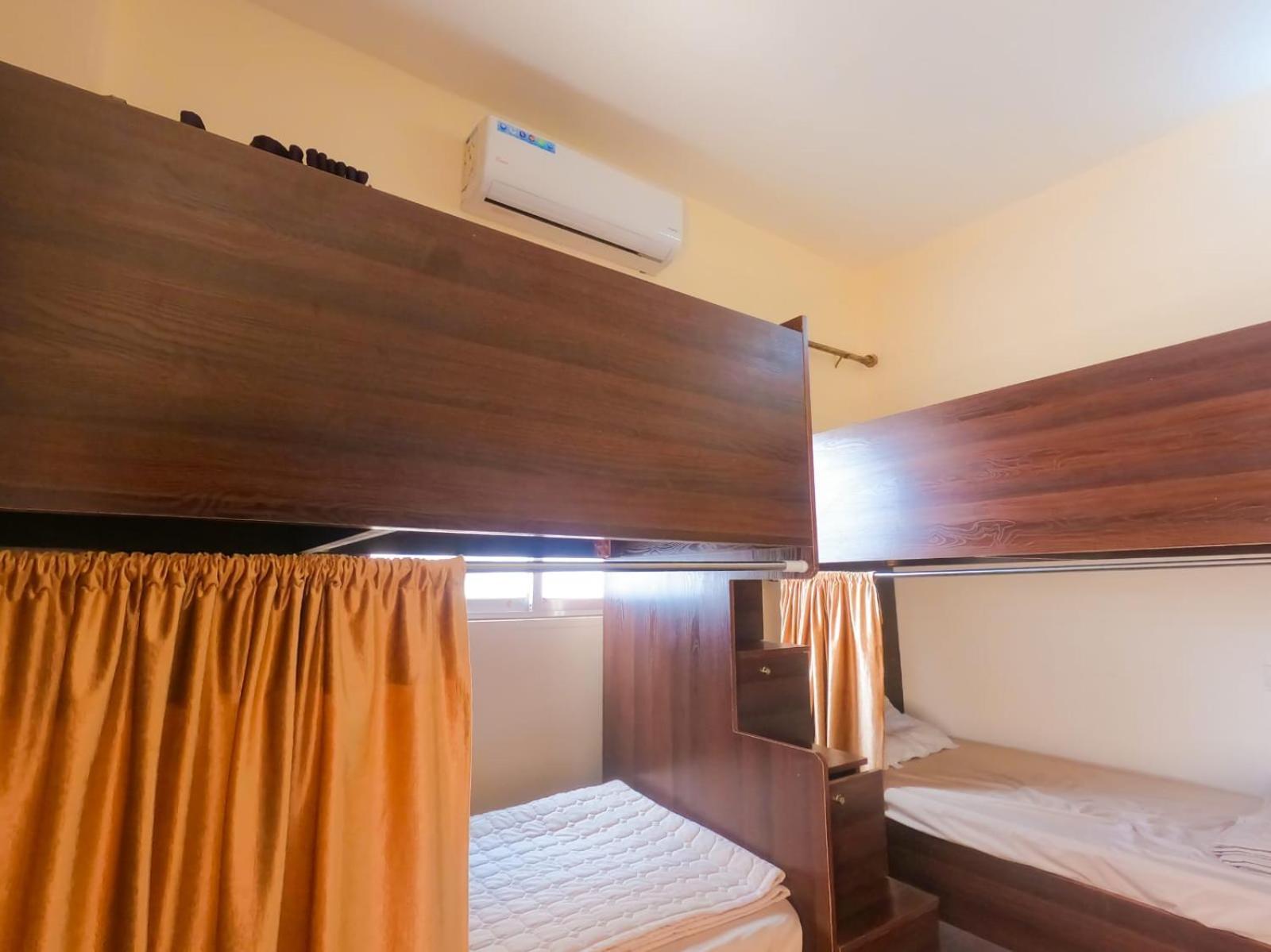 Pizza Street Hostel Akaba Kültér fotó