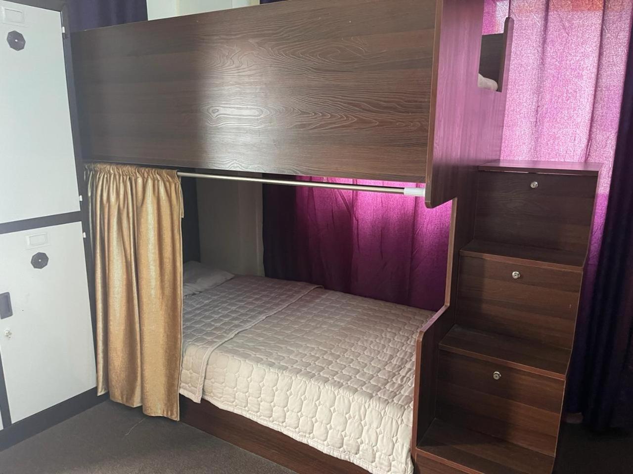 Pizza Street Hostel Akaba Kültér fotó