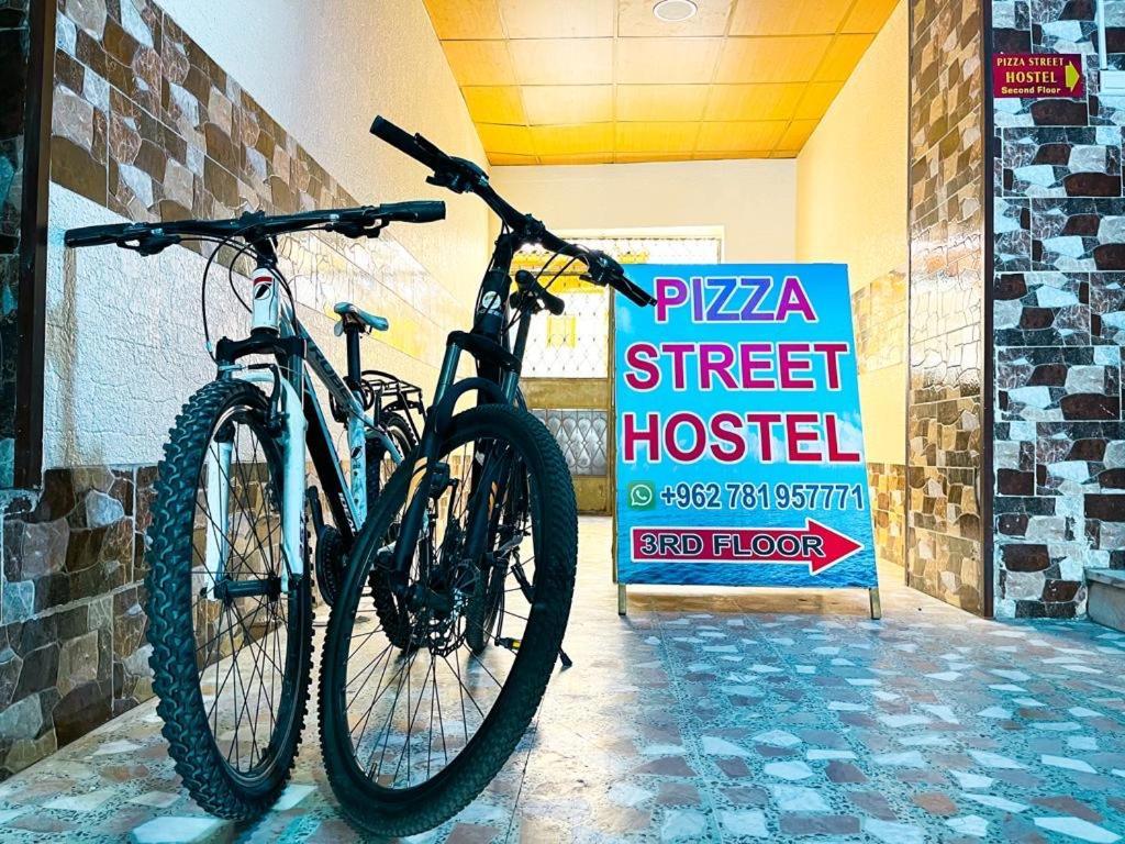 Pizza Street Hostel Akaba Kültér fotó